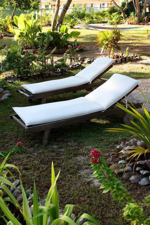 Domaine Les Rochers La Digue Rum bild